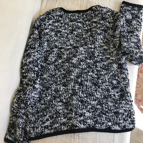 Tribal Zip Front Wool Blend Sweater with Detachable Faux Fur Collar - Picture 5 of 8